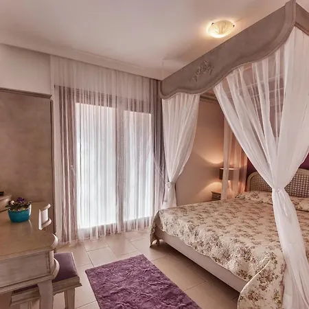 Pensionat Mara Bahce Alaçatı