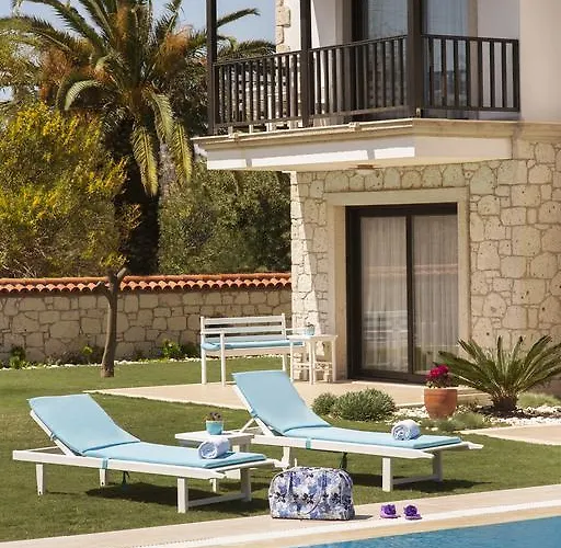 阿拉恰特尼阿花园酒店 3* 阿拉恰特